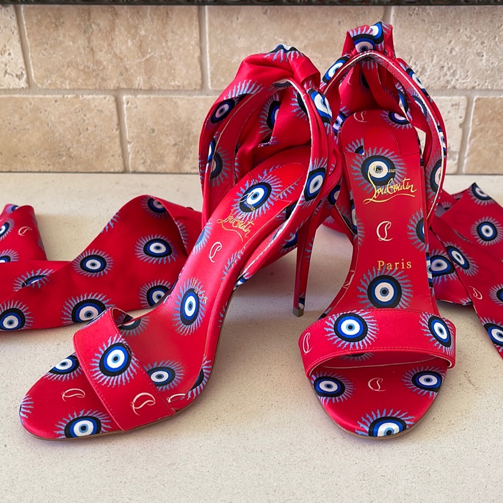 BRAND NEW size 6.5 Louboutin Crepe Satin Greekaba Du Desert 100 Sandal 40 Red